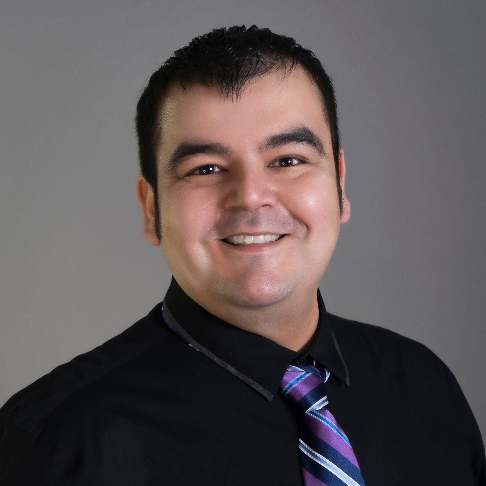 Home 1 Felix Murad, LPC-S, LMHC, CMHC, NCC, online therapist specializing in OCD, anxiety, trauma, and BFRB therapy